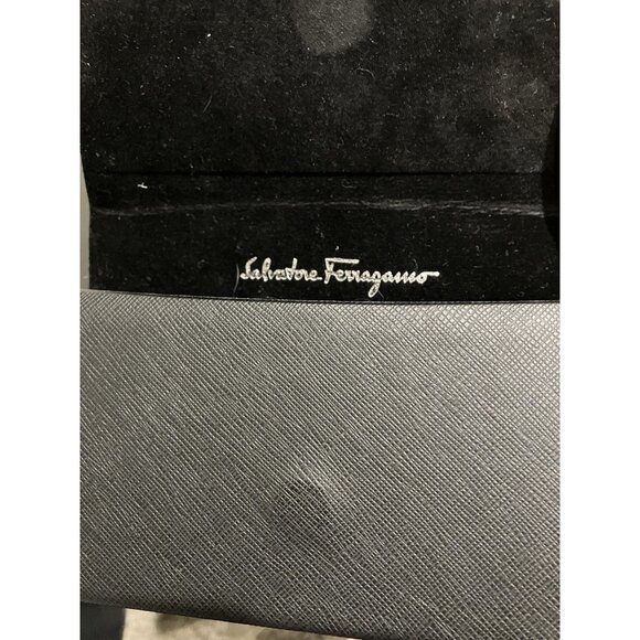 New Ferragamo Slim Temple Classic Square Sunglasses Tortoise Case SF2846S Italy - Picture 8 of 8